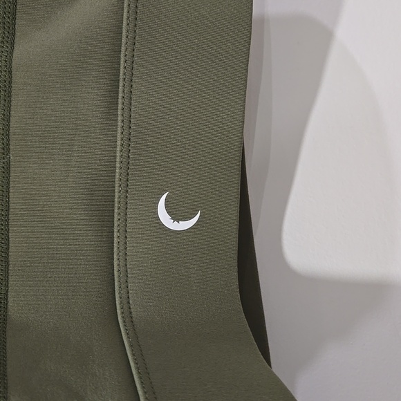 NWOT Zyia Active Olive Green Women's Mesh Sports Bra - Picture 8 of 12